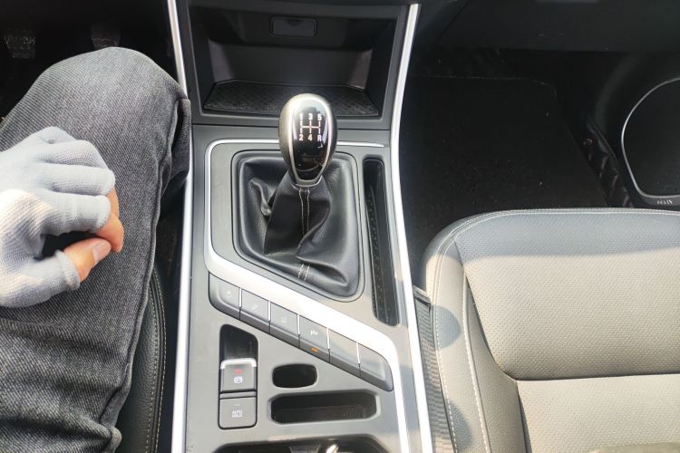 GEELY Vision X6 2019 imagem de carro #18