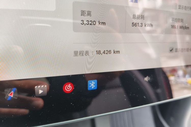 Tesla Model Y 2024 car image #8