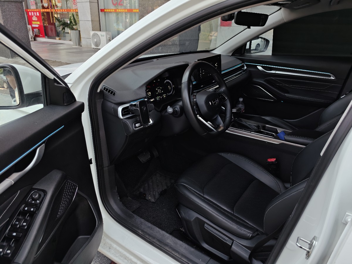 GEELY Emgrand 2021 car image #3