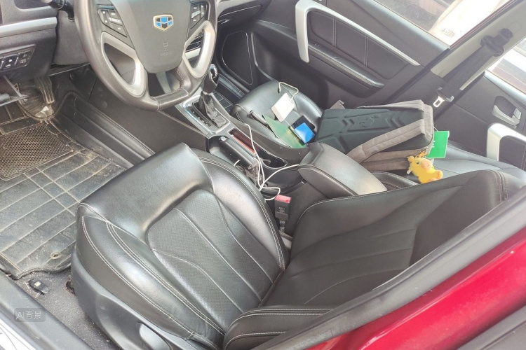 GEELY Emgrand 2016 car image #17