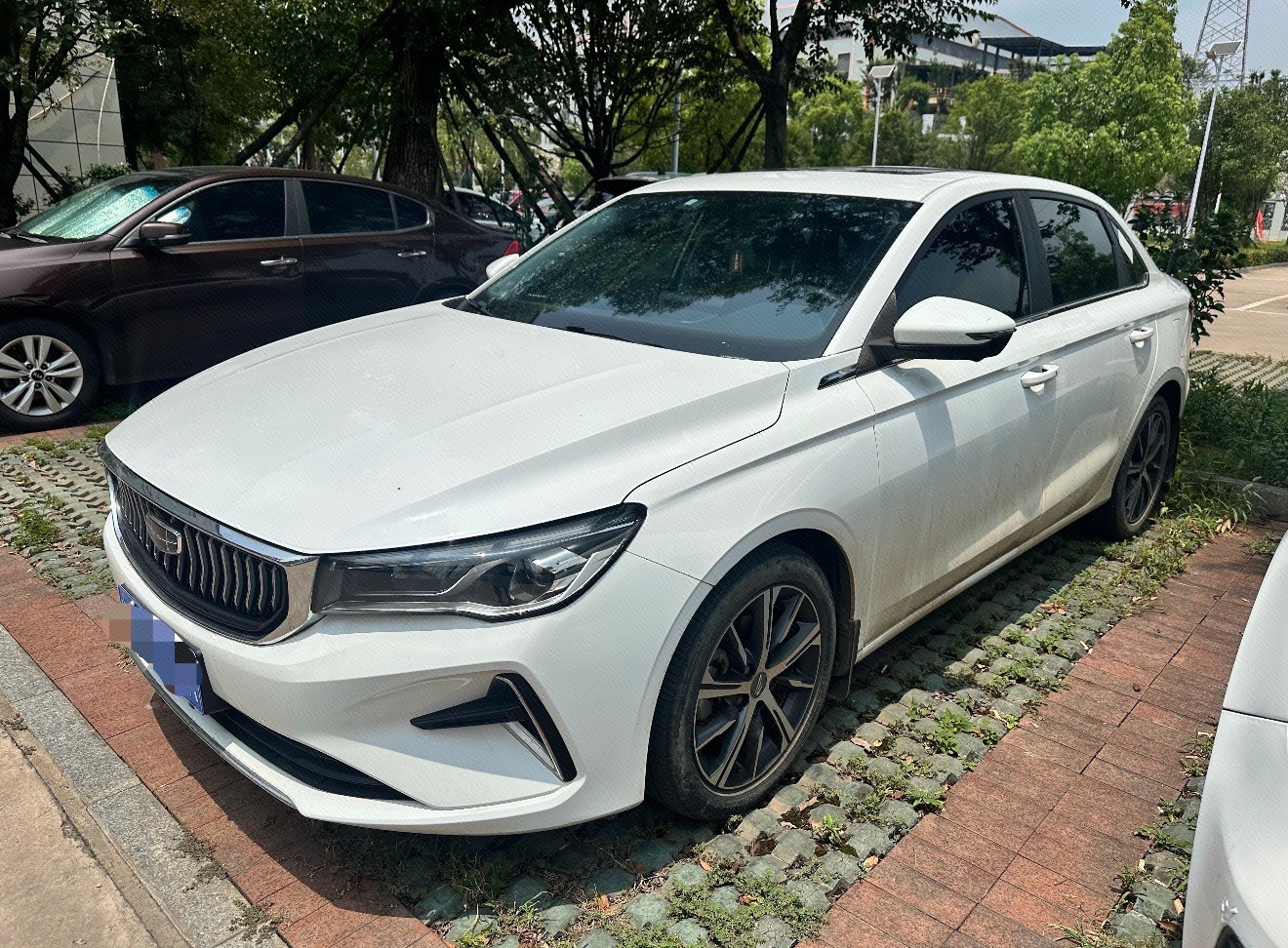 GEELY Emgrand 2022 GEELY Emgrand 2022 immagine di auto