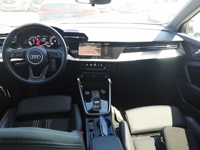 Audi A3 2023 immagine di auto #4