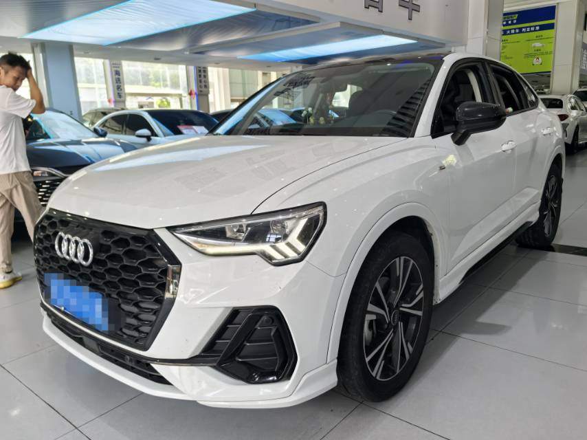 Audi Q3 Sportback 2022 Audi Q3 Sportback 2022 car image