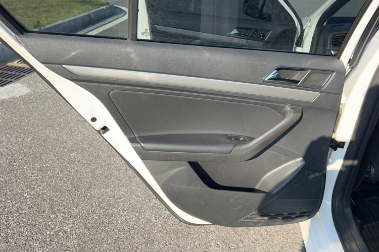 Volkswagen Lavida 2018 #24 Volkswagen Lavida 2018 car image #24