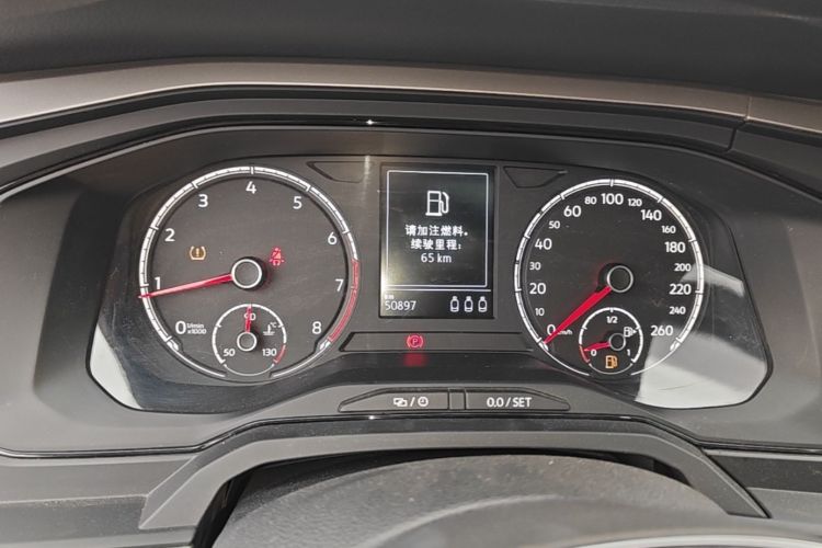 Volkswagen Polo 2021 car image #12