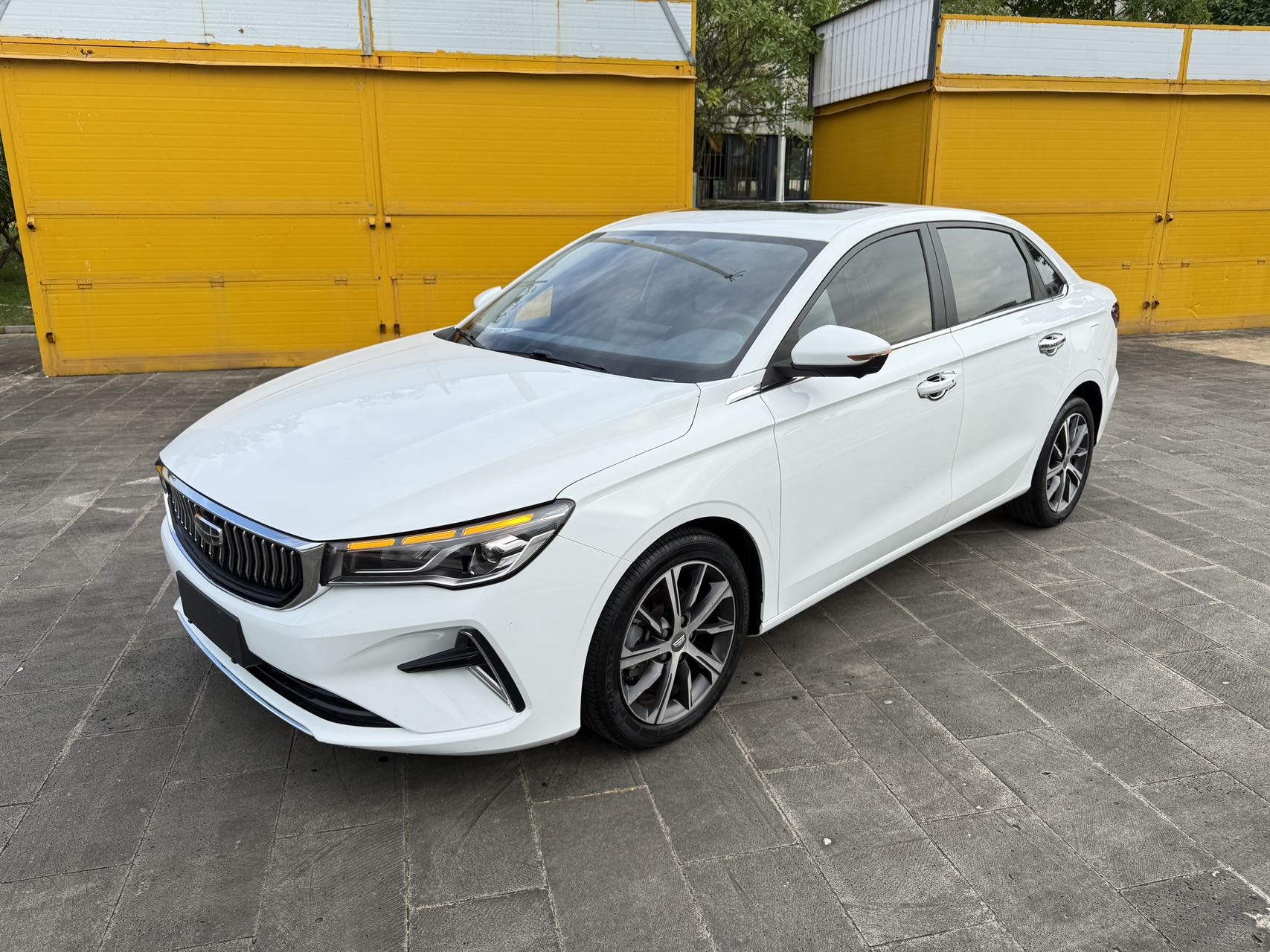 GEELY Emgrand 2022 GEELY Emgrand 2022 car image