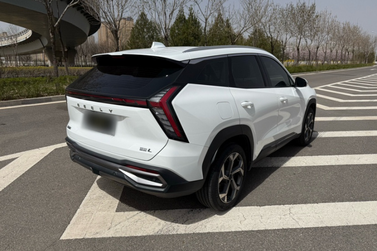 GEELY Boyue L 2024 image de voiture #4