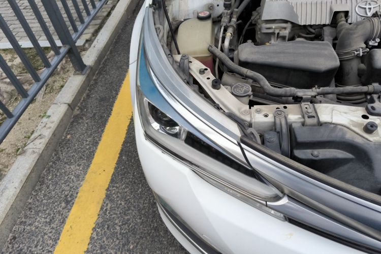 Toyota Corolla 2017 #8 Toyota Corolla 2017 car image #8