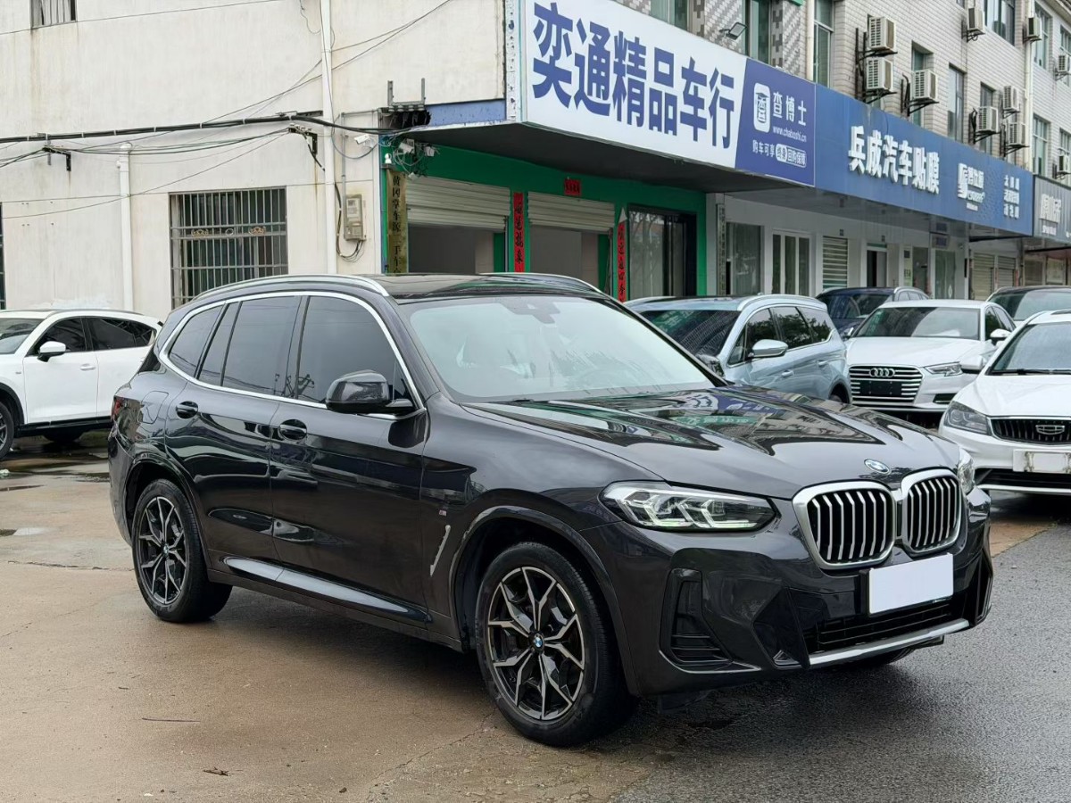 BMW X3 2022 car image #3