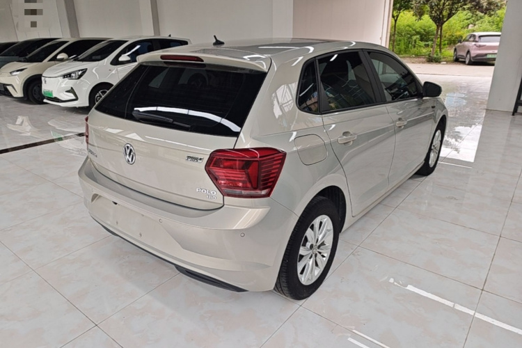 Volkswagen Polo 2020 car image #7