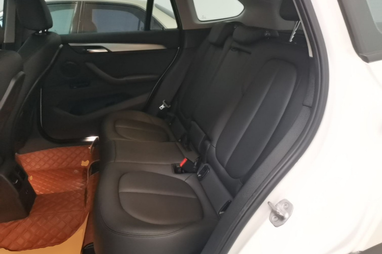 BMW X1 2018 #17 BMW X1 2018 car image #17
