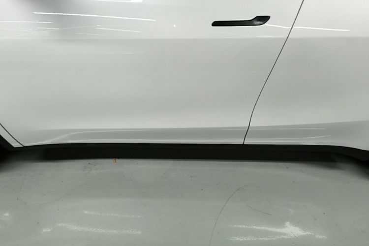 Tesla Model Y 2021 #25 Tesla Model Y 2021 car image #25