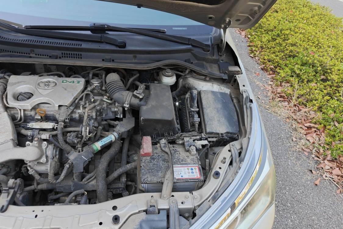 Toyota Corolla 2017 car image #13