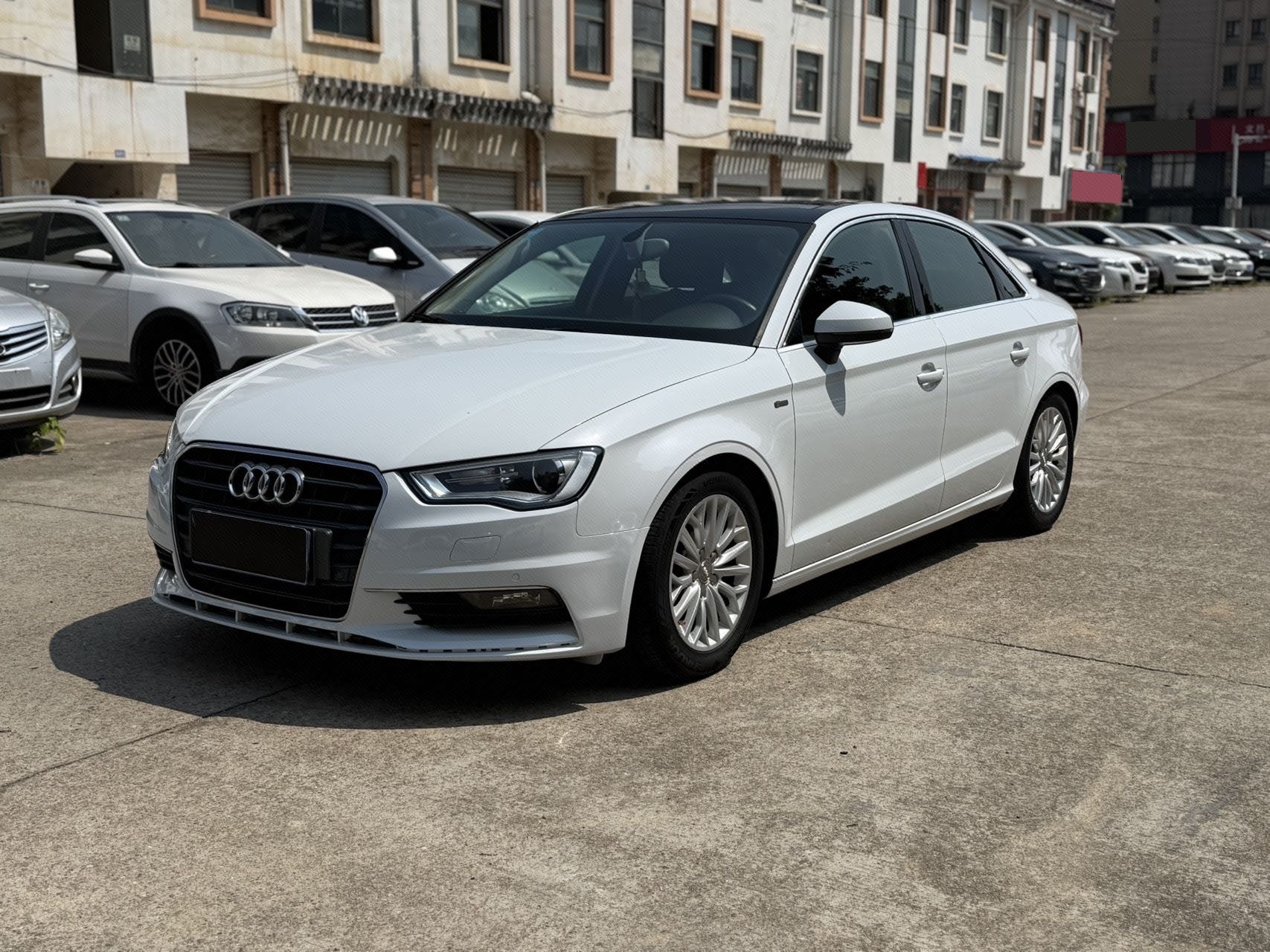 2014 2014 car image