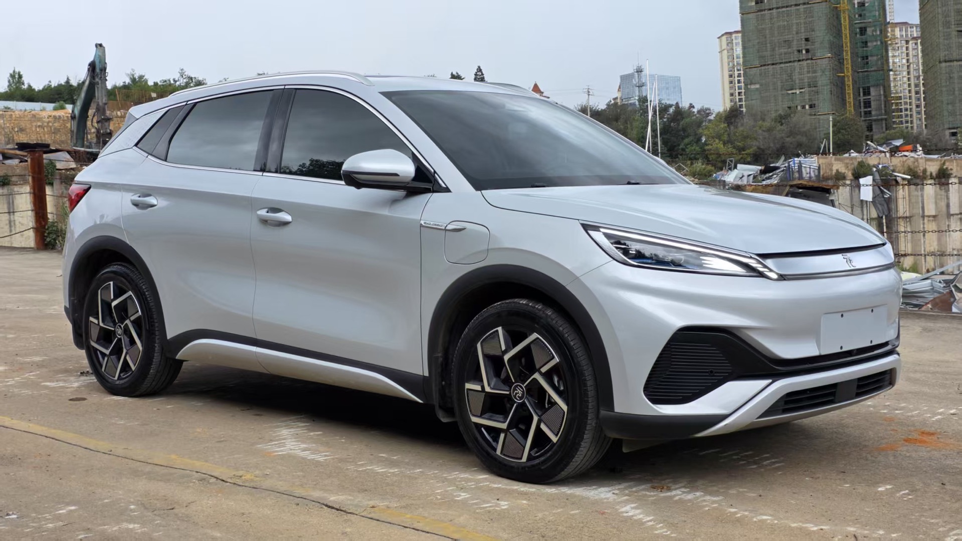 BYD Yuan Plus 2023 immagine di auto #3
