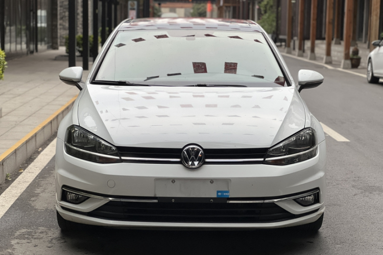 Volkswagen Golf 2020 #3 Volkswagen Golf 2020 car image #3