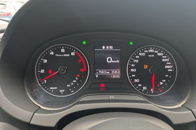 Audi A3 2019 car image #12