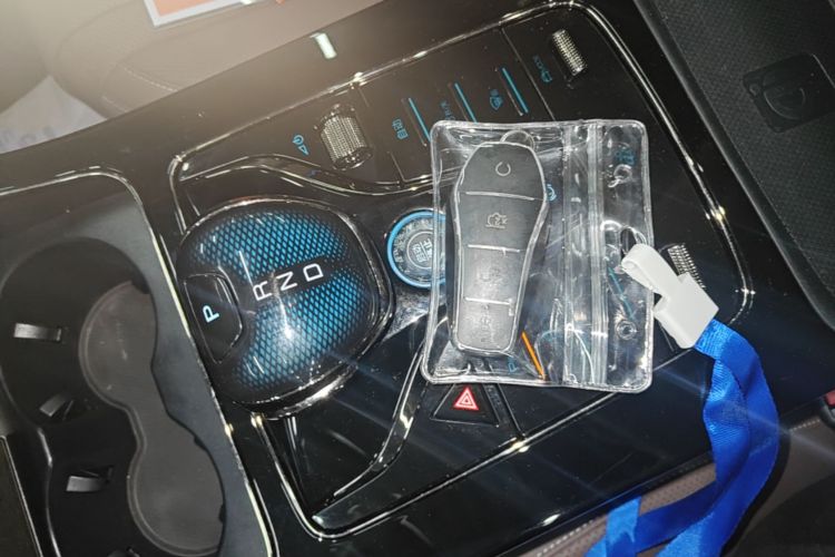 BYD Han 2023 car image #14