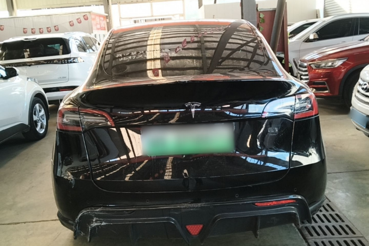 Tesla Model Y 2021 #6 Tesla Model Y 2021 car image #6