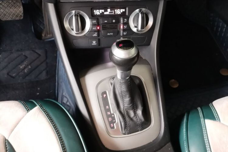 Audi Q3 2016 #14 Audi Q3 2016 car image #14