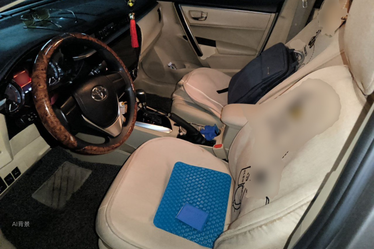 Toyota Corolla 2015 car image #17