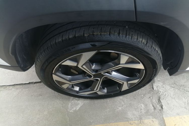 GEELY Boyue L 2023 car image #10