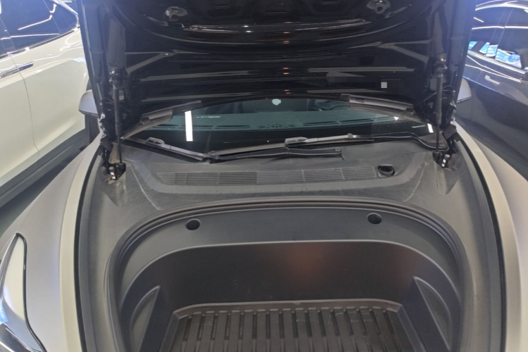 Tesla Model 3 2023 #20 Tesla Model 3 2023 car image #20