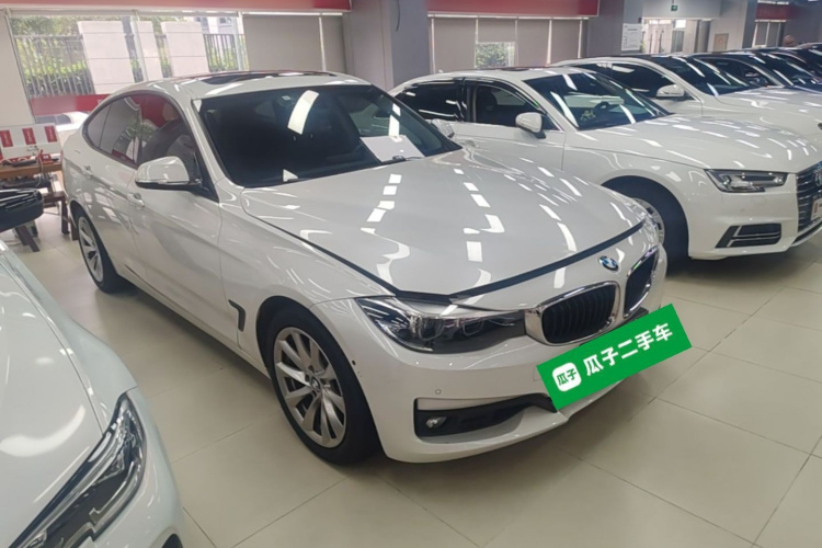 BMW 3 Series GT 2019 #4 BMW 3 Series GT 2019 car image #4