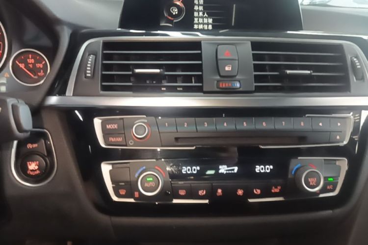BMW 3 Series 2017 car image #17
