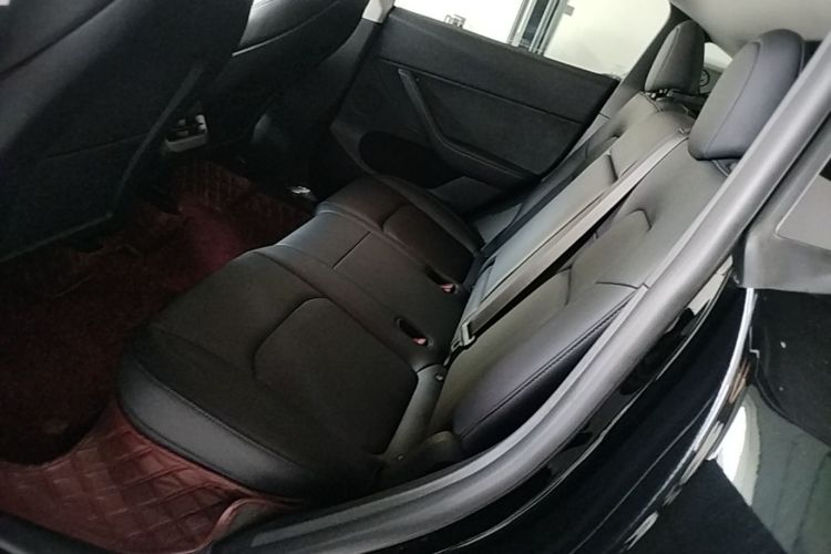 Tesla Model Y 2023 #17 Tesla Model Y 2023 car image #17