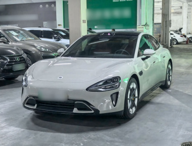 MI SU7 2025 car image 