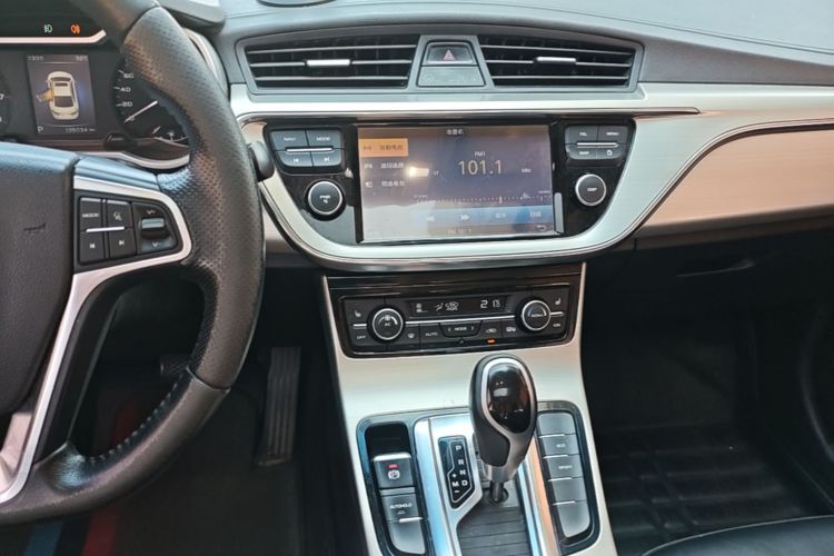 GEELY Emgrand GL 2017 car image #13