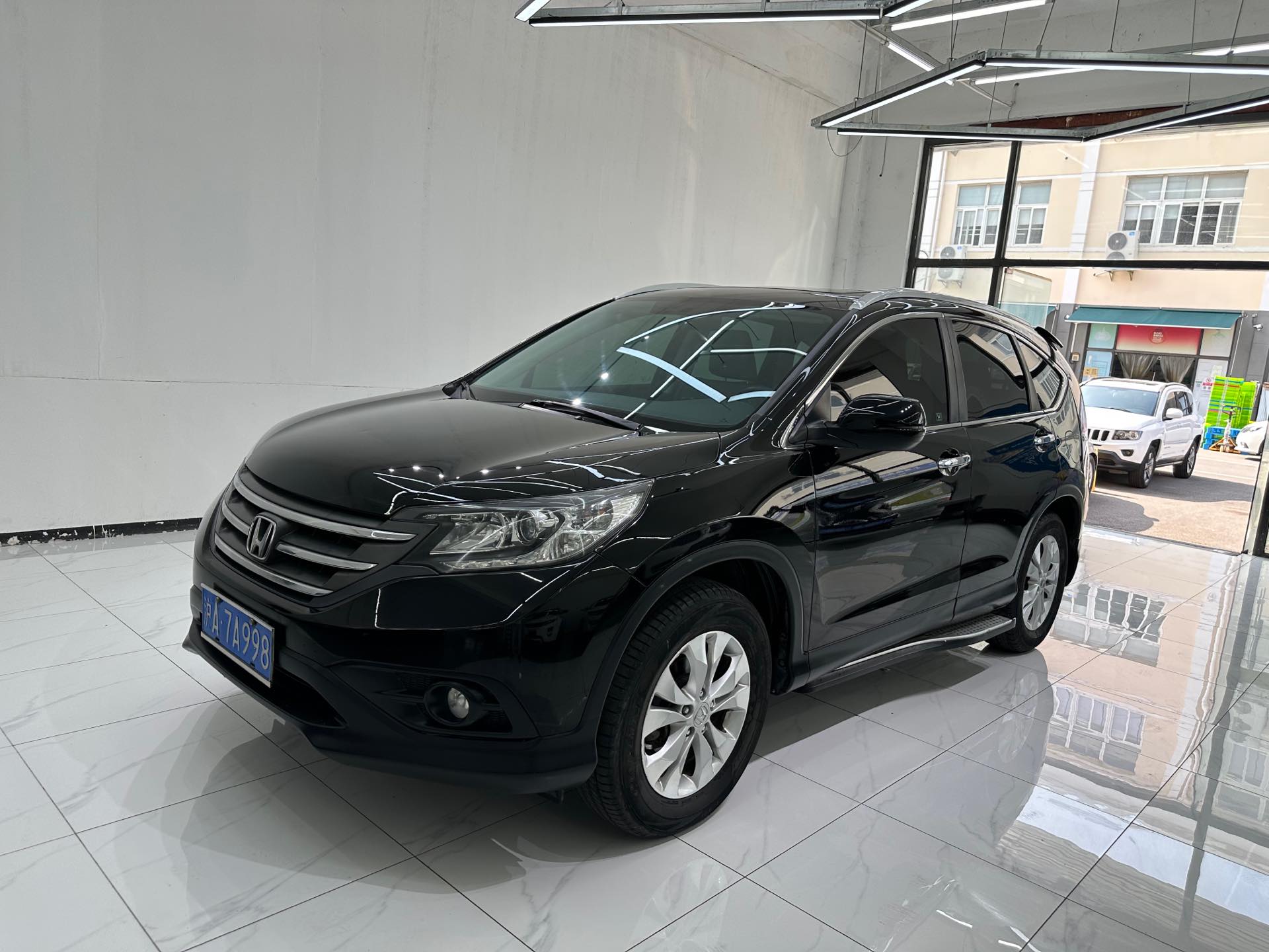 2013 2013 car image