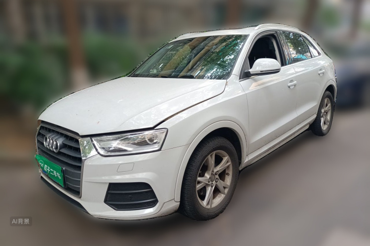 Audi Q3 2017 car image #2