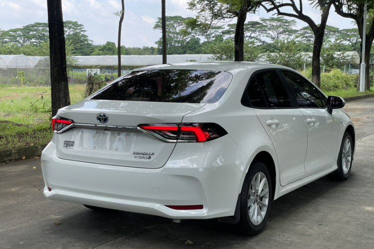 Toyota Corolla 2021 immagine di auto #14