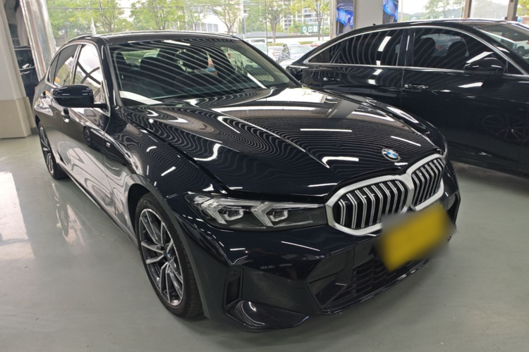BMW 3 Series 2024 #4 BMW 3 Series 2024 car image #4