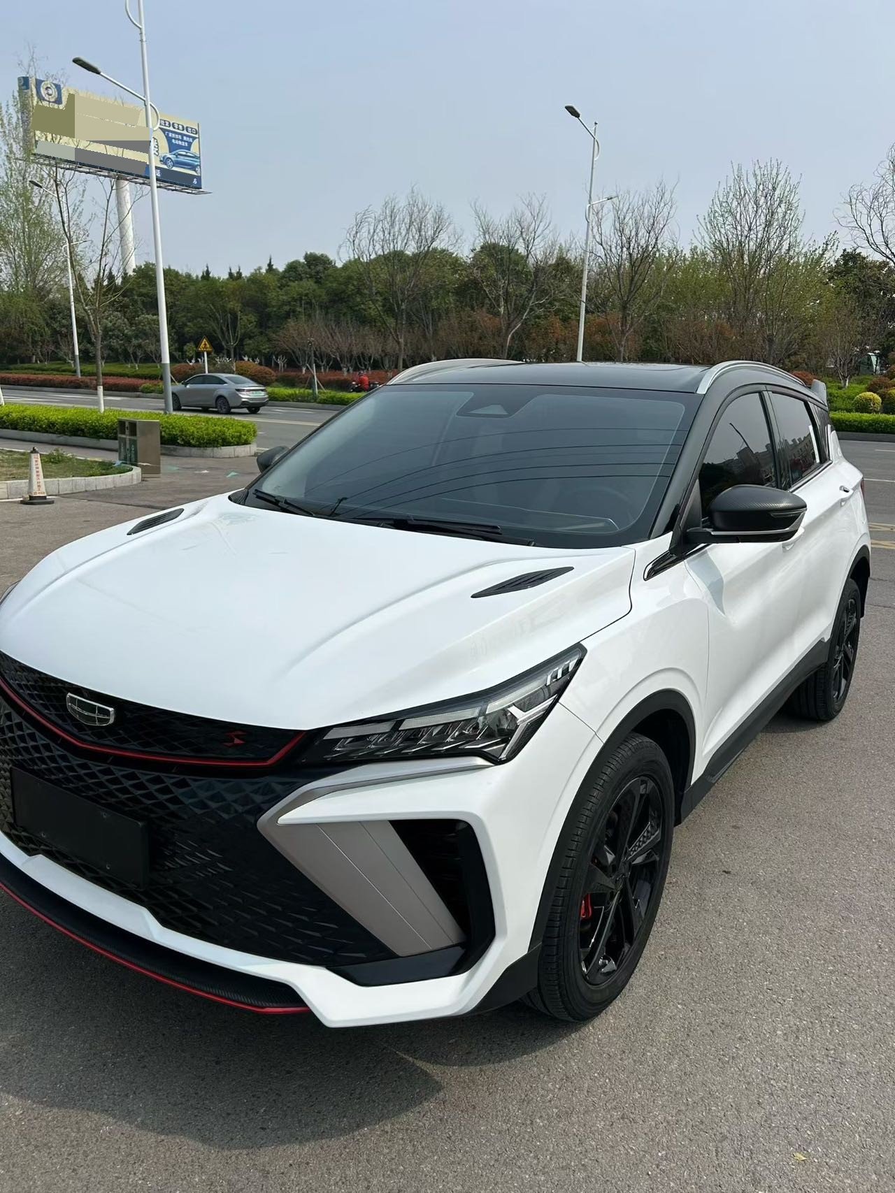 GEELY Coolray 2023 car image 