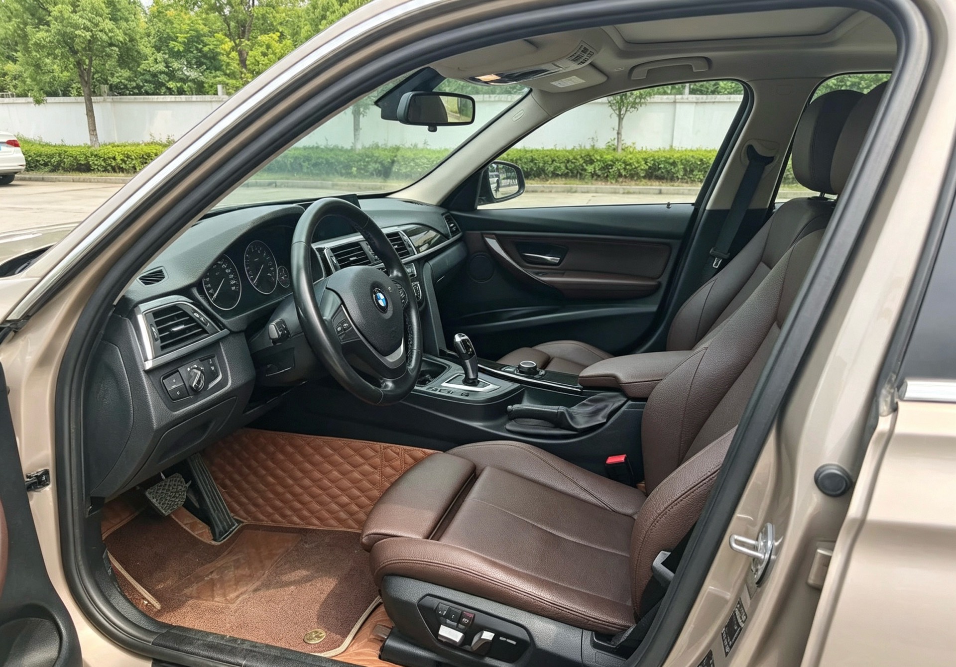BMW 3 Series 2017 #4 BMW 3 Series 2017 car image #4