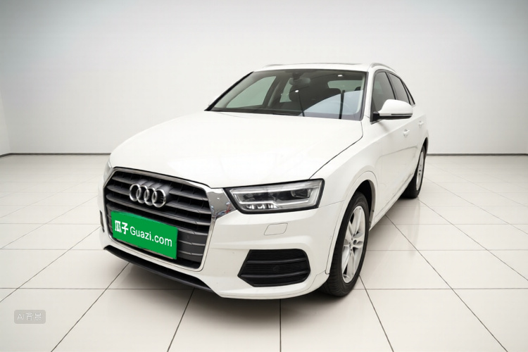 Audi Q3 2017 car image #2