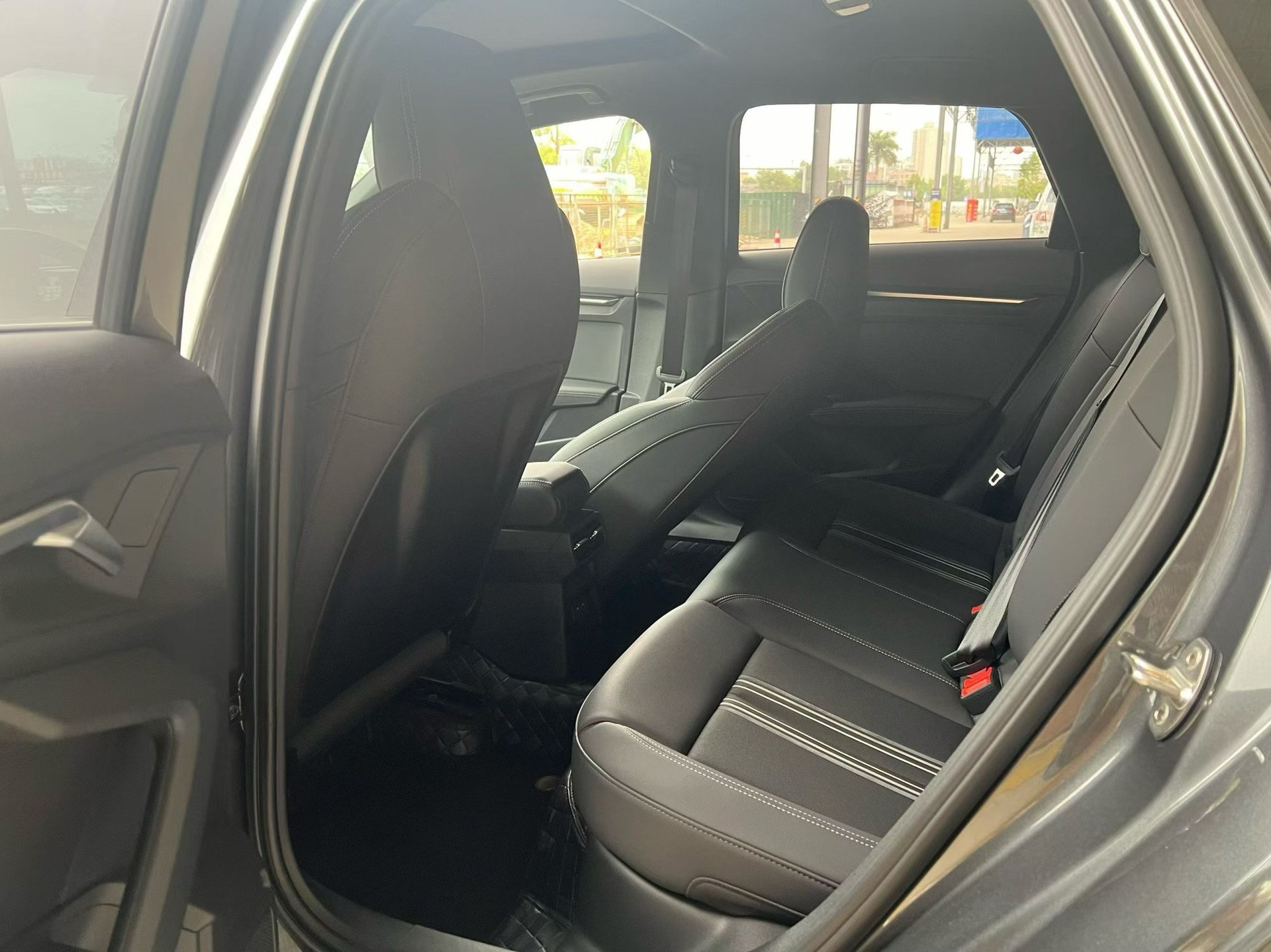 Audi A3 2023 immagine di auto #3
