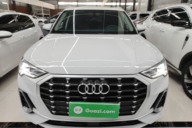 Audi Q3 2023 #3 Audi Q3 2023 car image #3