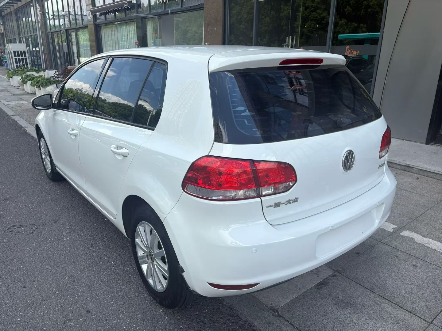 Volkswagen Golf 2013 car image #4