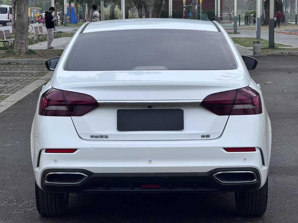 GEELY Emgrand 2020 car image #6