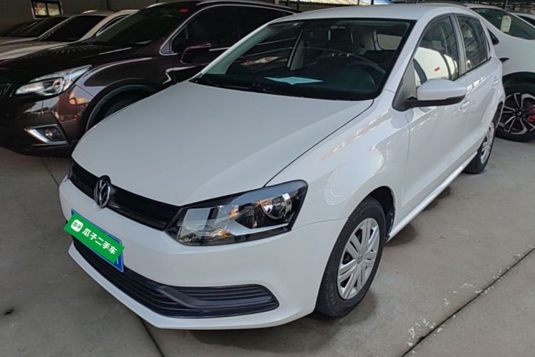 Volkswagen Polo 2018 car image #2