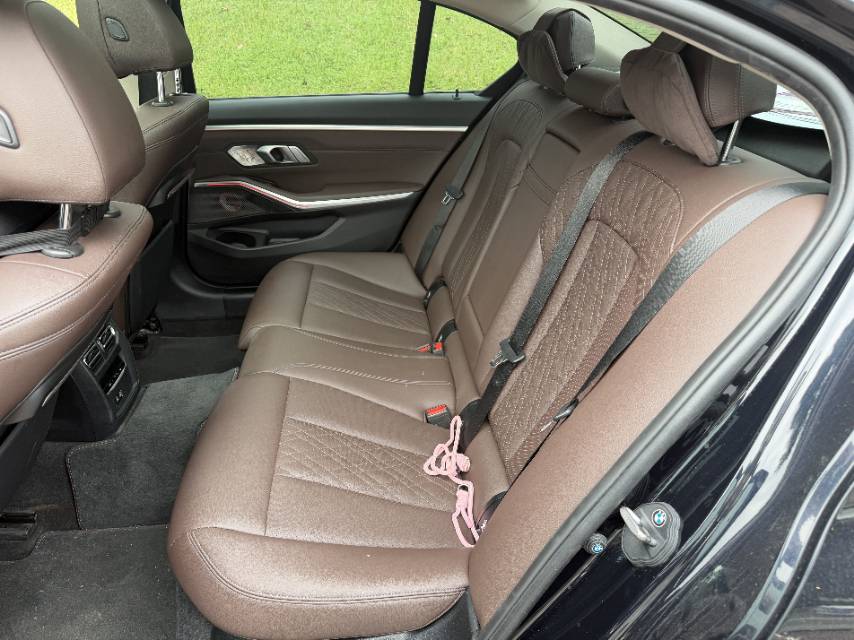 BMW 3 Series 2022 #13 BMW 3 Series 2022 immagine di auto #13