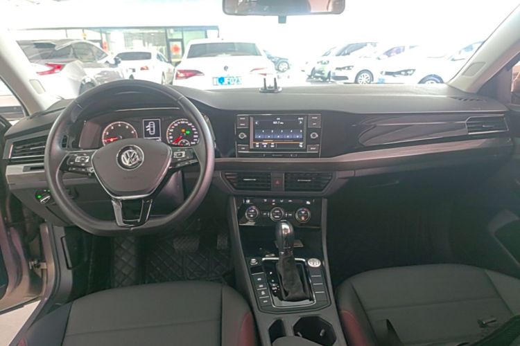 Volkswagen Bora 2019 car image #10