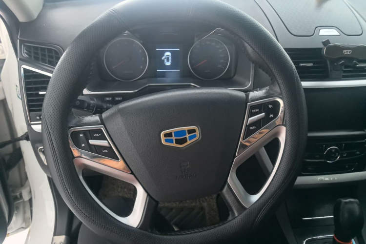 GEELY Emgrand 2015 car image #11