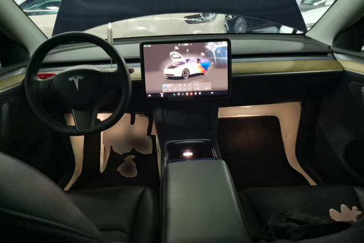 Tesla Model Y 2023 #10 Tesla Model Y 2023 immagine di auto #10