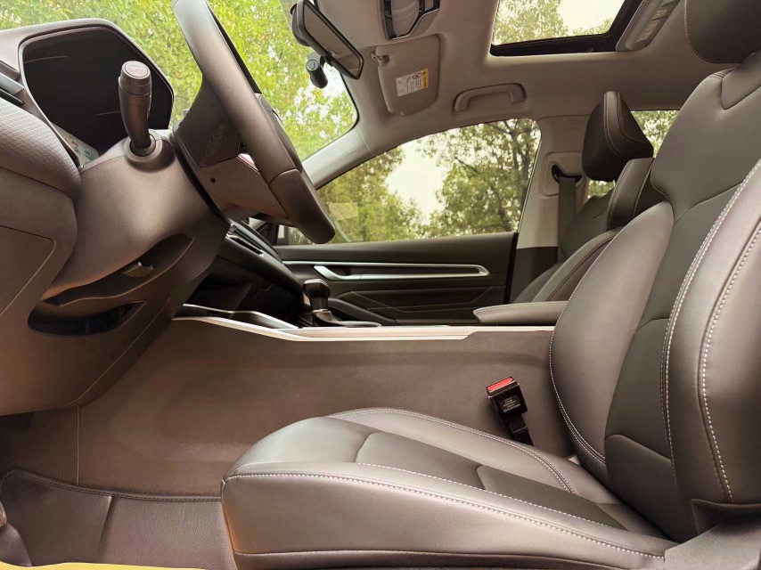 GEELY Emgrand 2026 #7 GEELY Emgrand 2026 car image #7