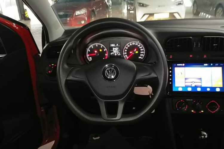 Volkswagen Polo 2019 #11 Volkswagen Polo 2019 car image #11